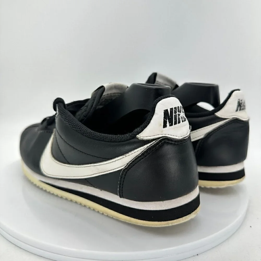 Nike Classic Cortez Women Size 8 807471-010 Panda Black Leather Training Shoes